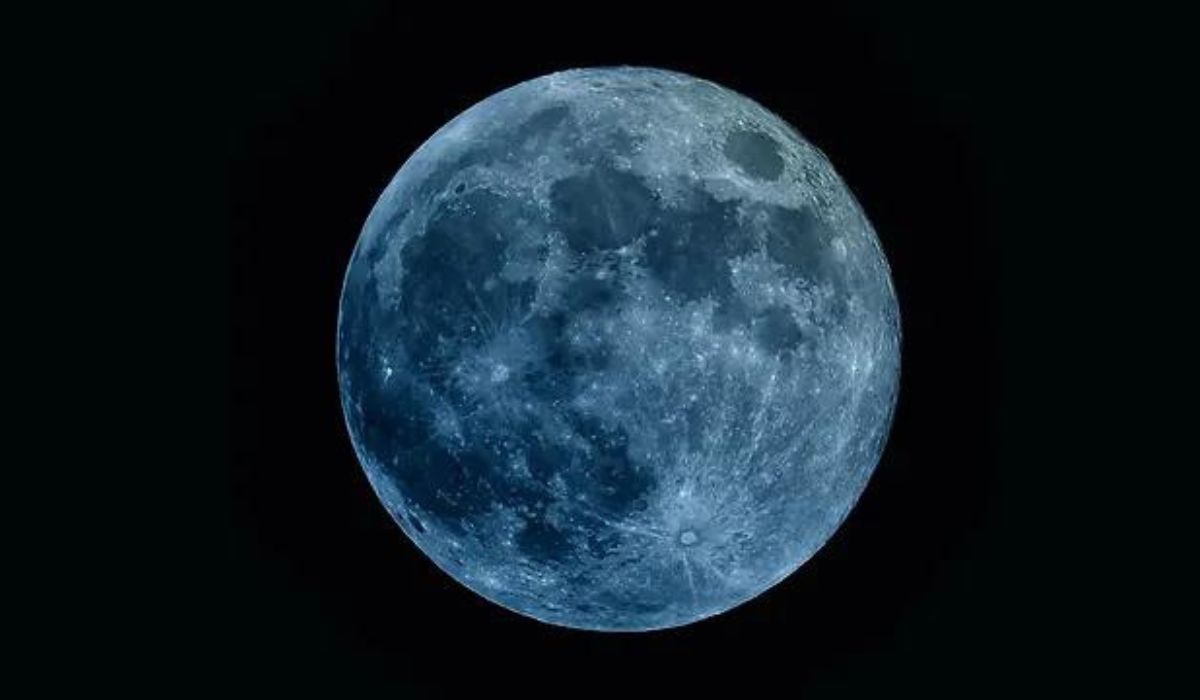 Qatar's Night Sky to Shine with Rare Blue Supermoon Tonight